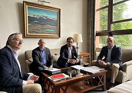 Foro y PP llegan a un acuerdo sobre el programa en Gijón, pero con discrepancias en Urbanismo y Empleo