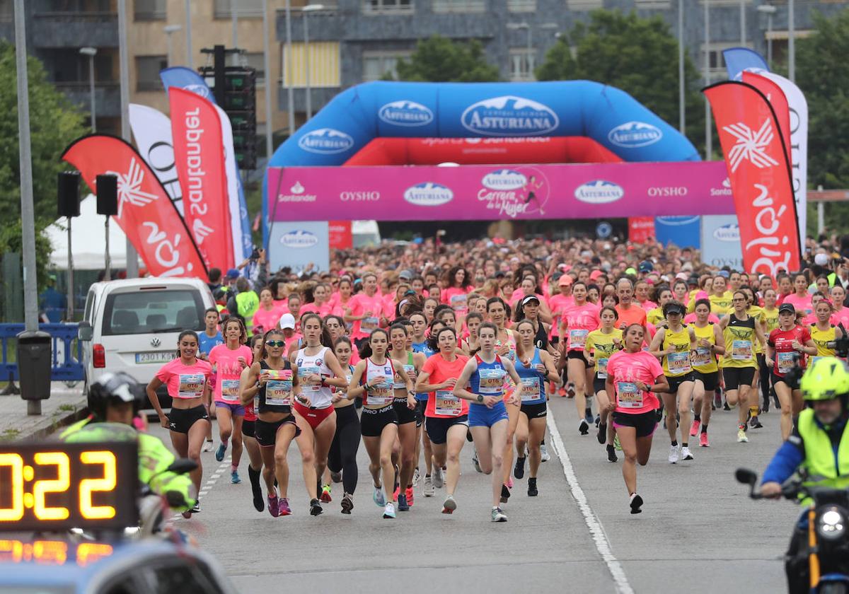 Imagen de la edición pasada de la Carrera de la Mujer, organizada por Central Lechera Asturiana a beneficio de la Asociación Española de Lucha contra el Cáncer