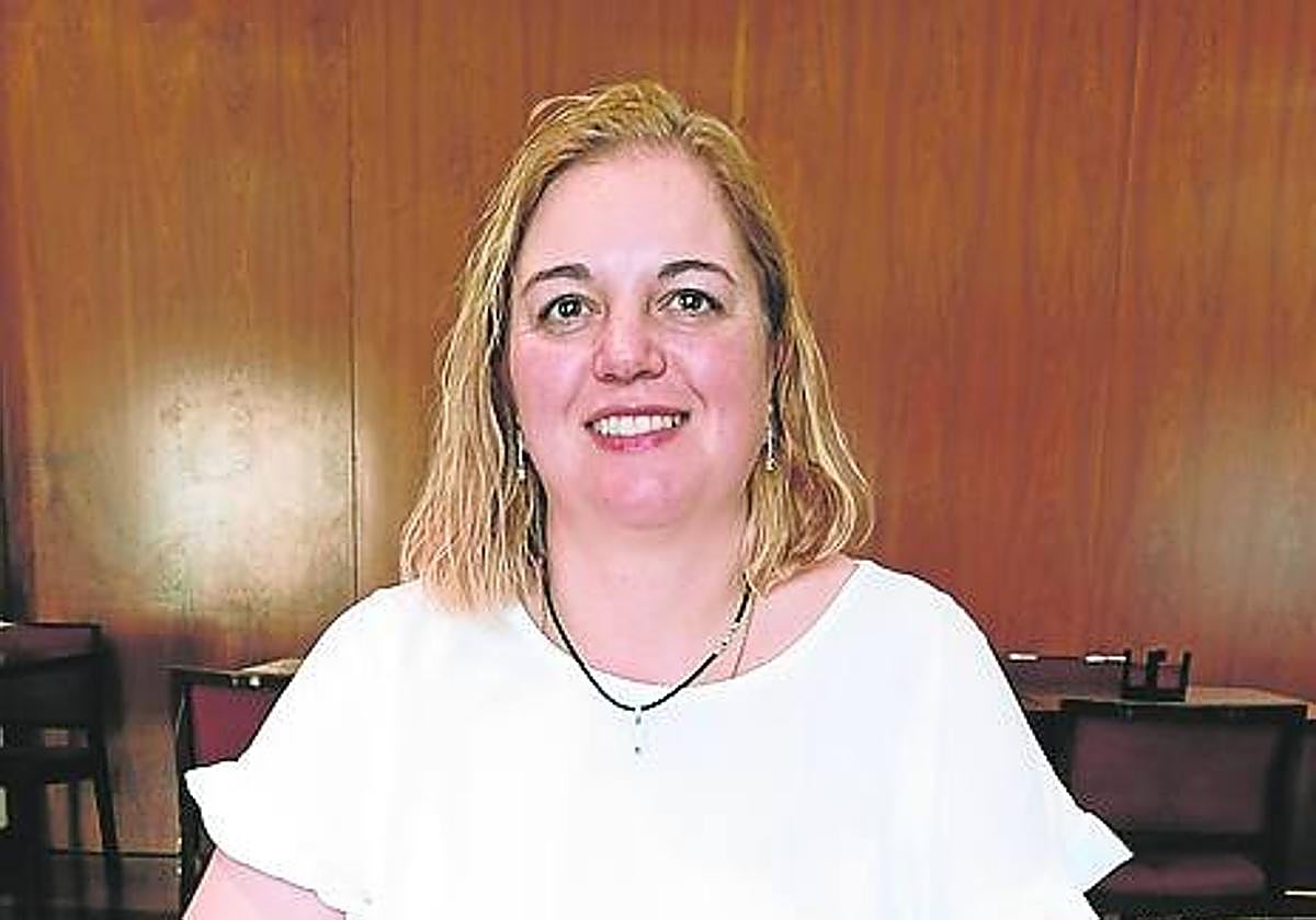 La nueva alcaldesa de Tineo, Montse Fernández (PP).