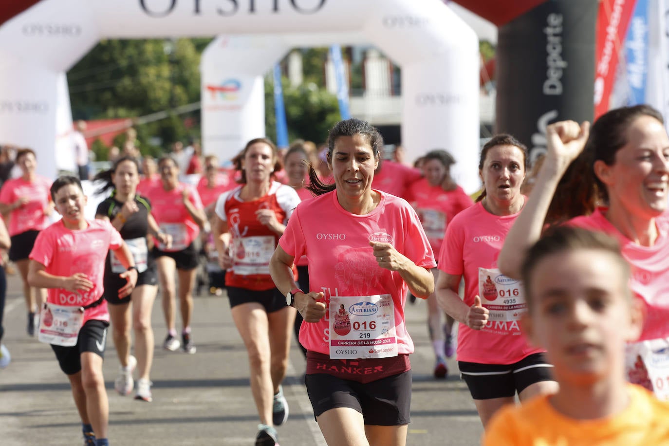 ¿Estuviste en la Carrera de la Mujer de Gijón? ¡Búscate entre las imágenes!