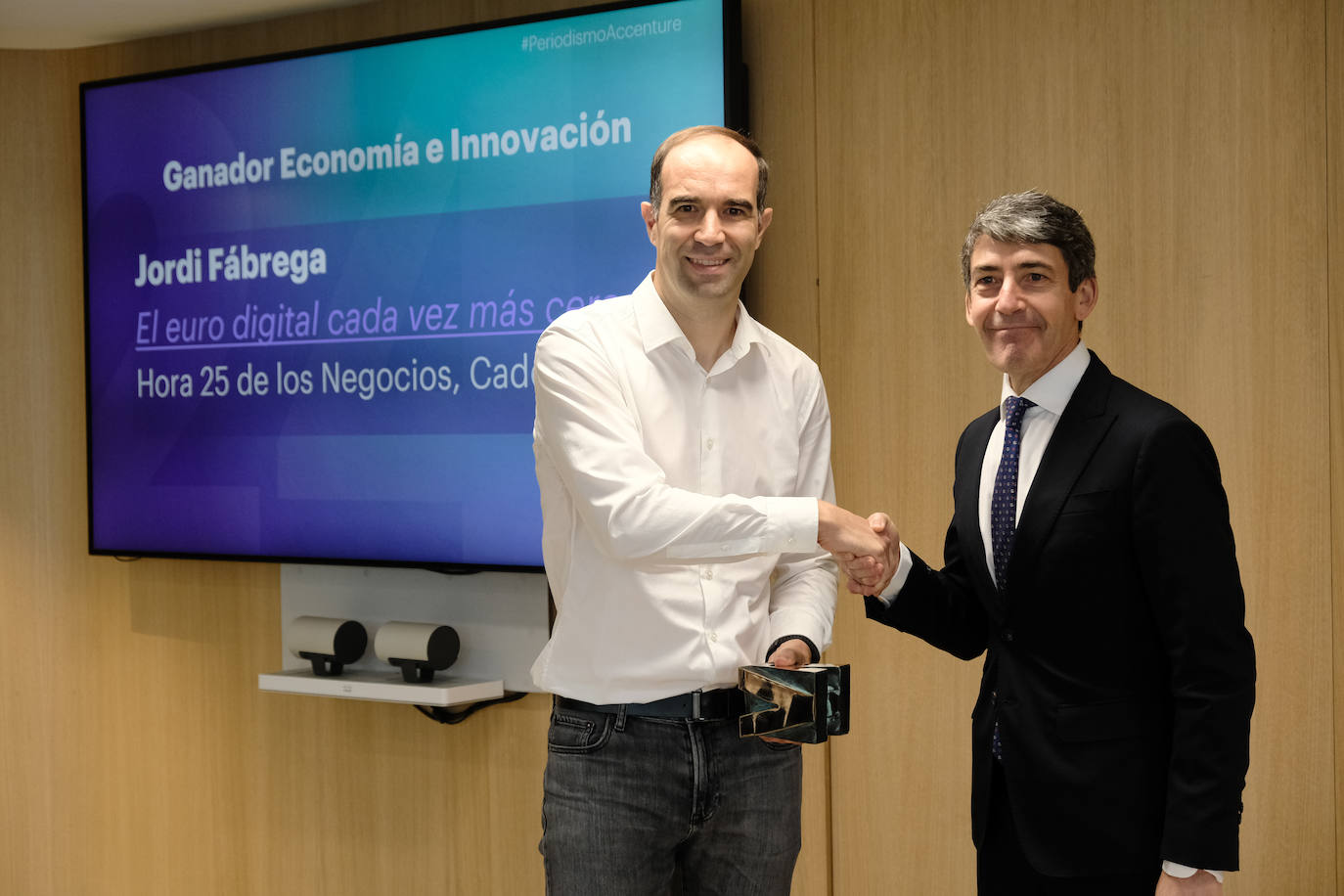 Noelia A. Erausquin, Premio de Periodismo Accenture