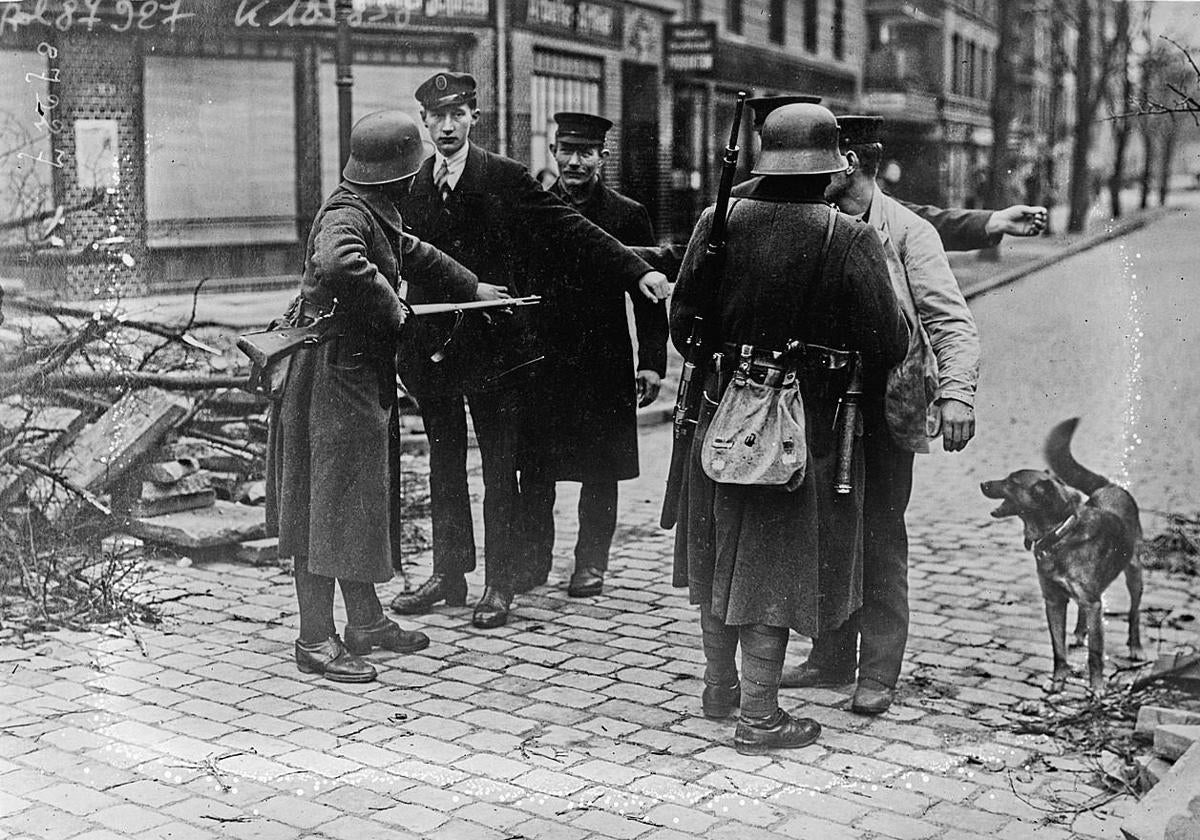 Meses después, en Hamburgo estalló la revolución. Fue sofocada.