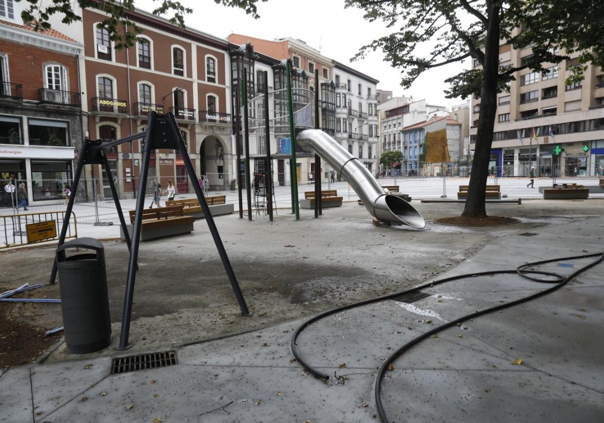 Los trabajos en la plaza de Pedro Menéndez han entrado en su recta final.