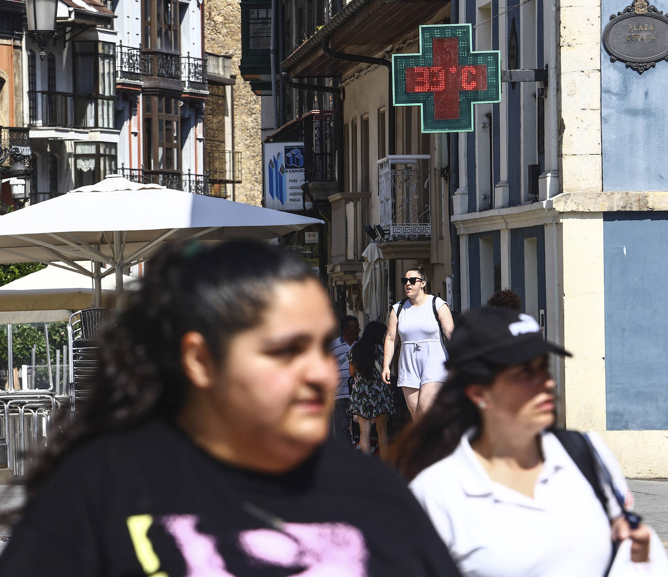 Asturias, a remojo para aliviar el calor