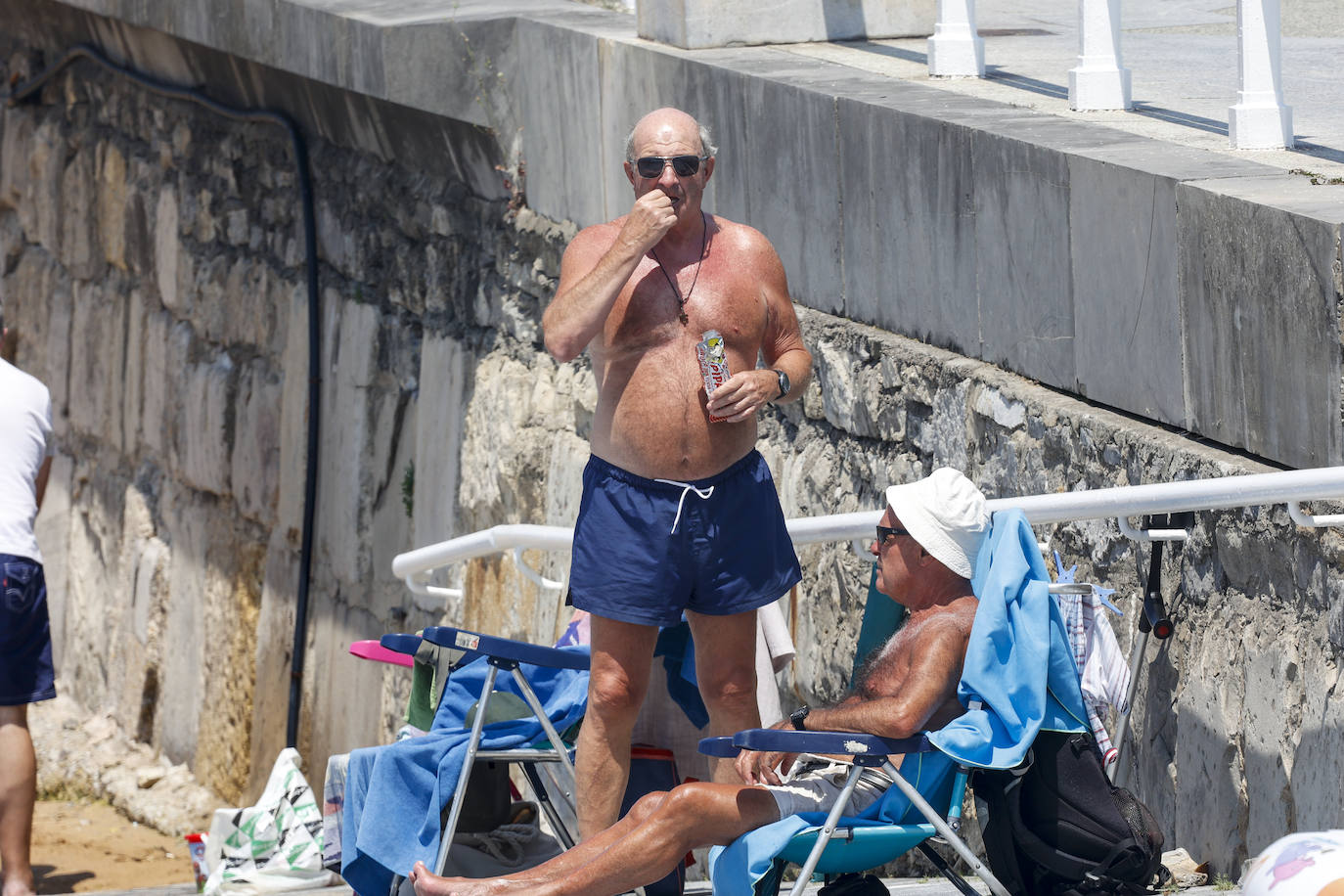 Asturias, a remojo para aliviar el calor