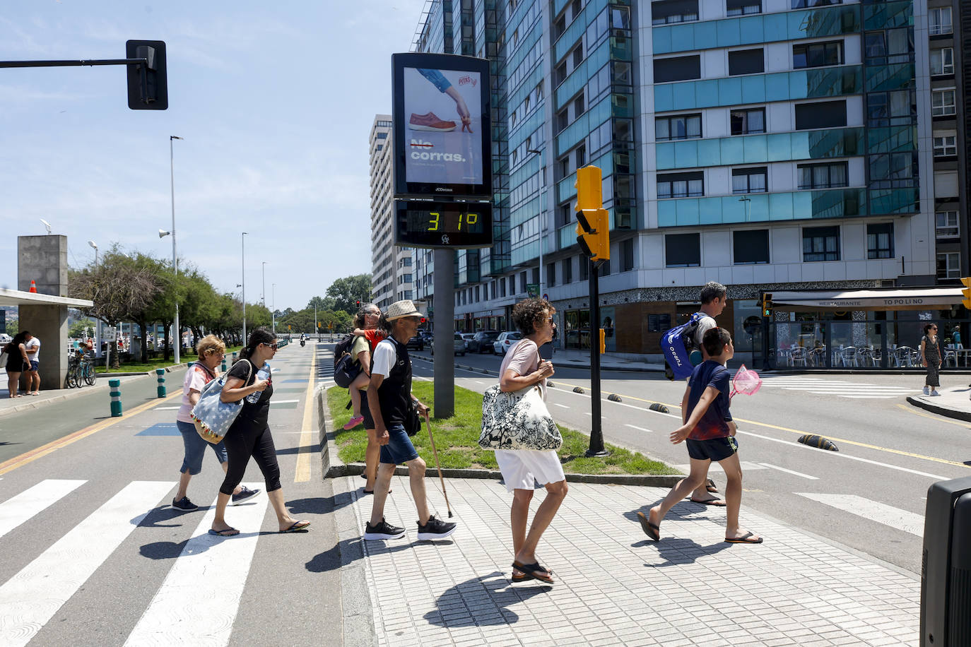 Asturias, a remojo para aliviar el calor