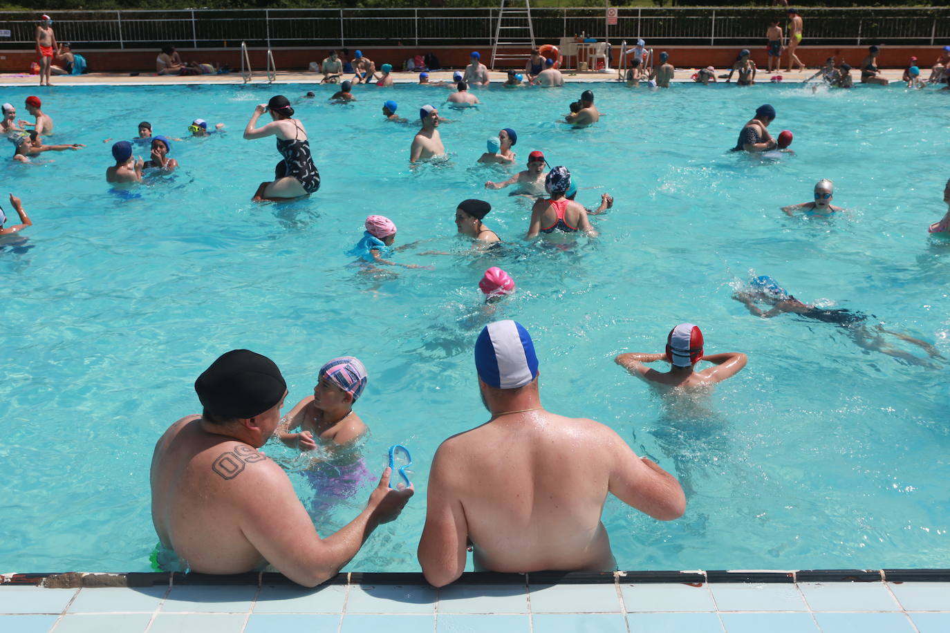 Asturias, a remojo para aliviar el calor