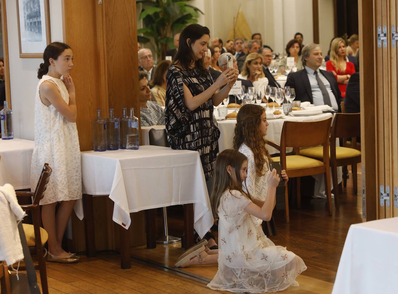 Premio al emprendimiento y el compromiso con la sociedad