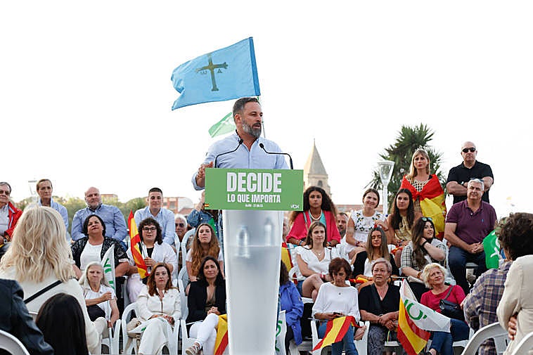 Santiago Abascal, durante su mitin en el Náutico, en Gijón.