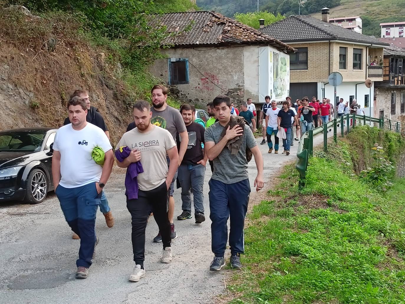 Así ha sido la festividad del arbolón en Cangas del Narcea