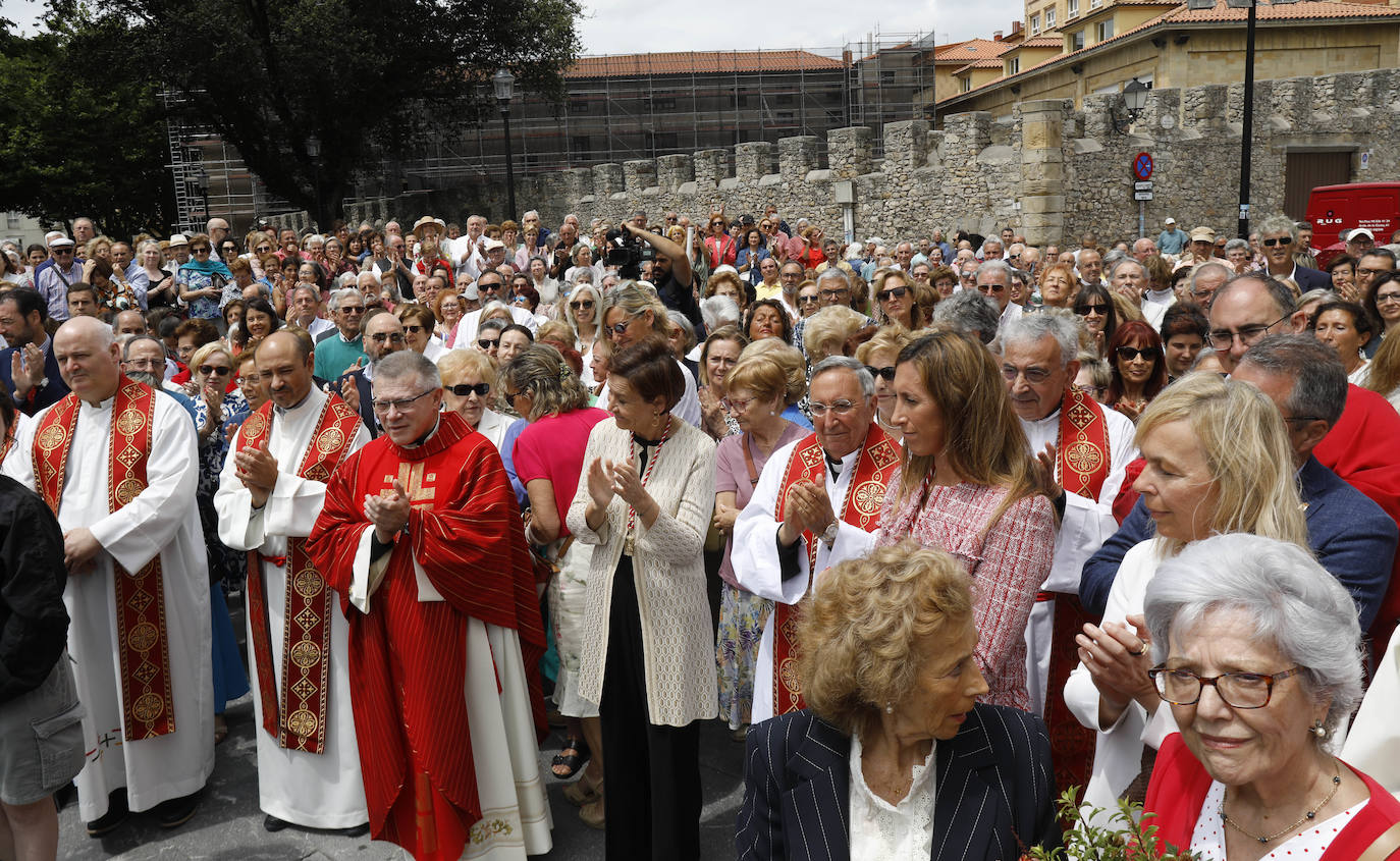 Así fue la bendición de las aguas en Gijón