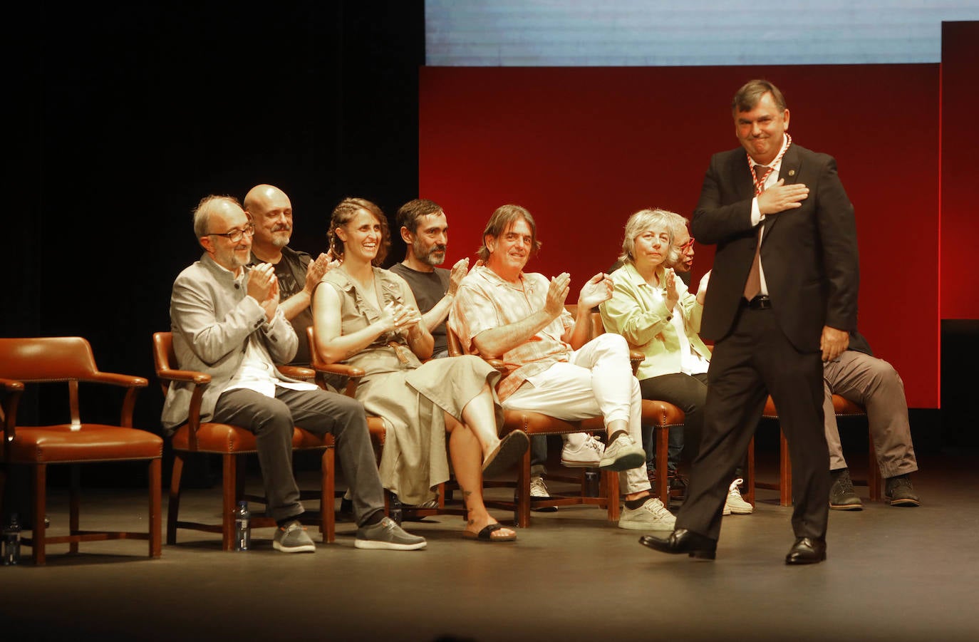 Honores y distinciones en Gijón: la entrega de las Medallas de la ciudad, en imágenes