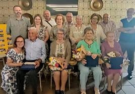 Los homenajeados durante la fiesta de los mayores.