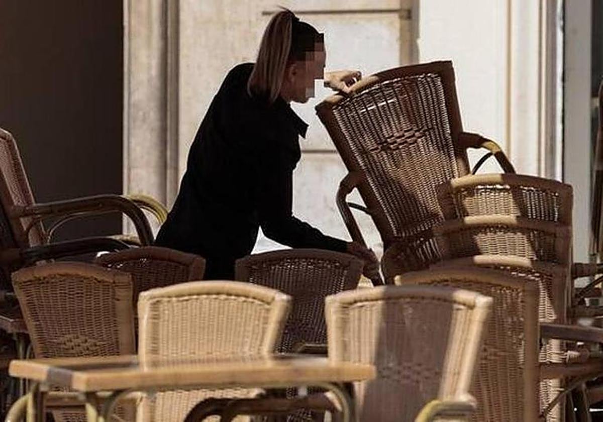 Asturias lidera la caída del paro, que baja en 2.672 personas gracias a la campaña de verano