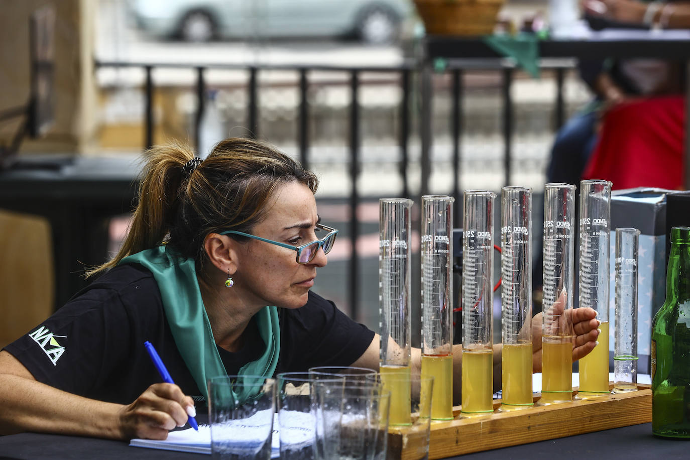 Wilkin Aquiles, rey de los escanciadores en Nava