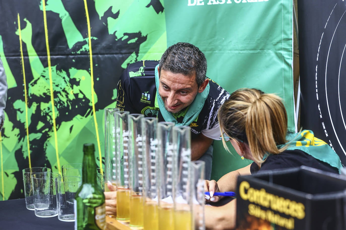 Wilkin Aquiles, rey de los escanciadores en Nava