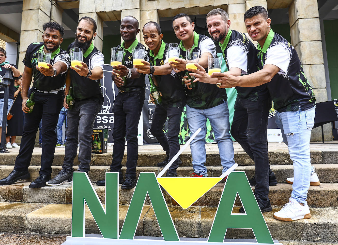 Wilkin Aquiles, rey de los escanciadores en Nava