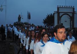 La Virgen sale de su ermita el sábado por la noche.