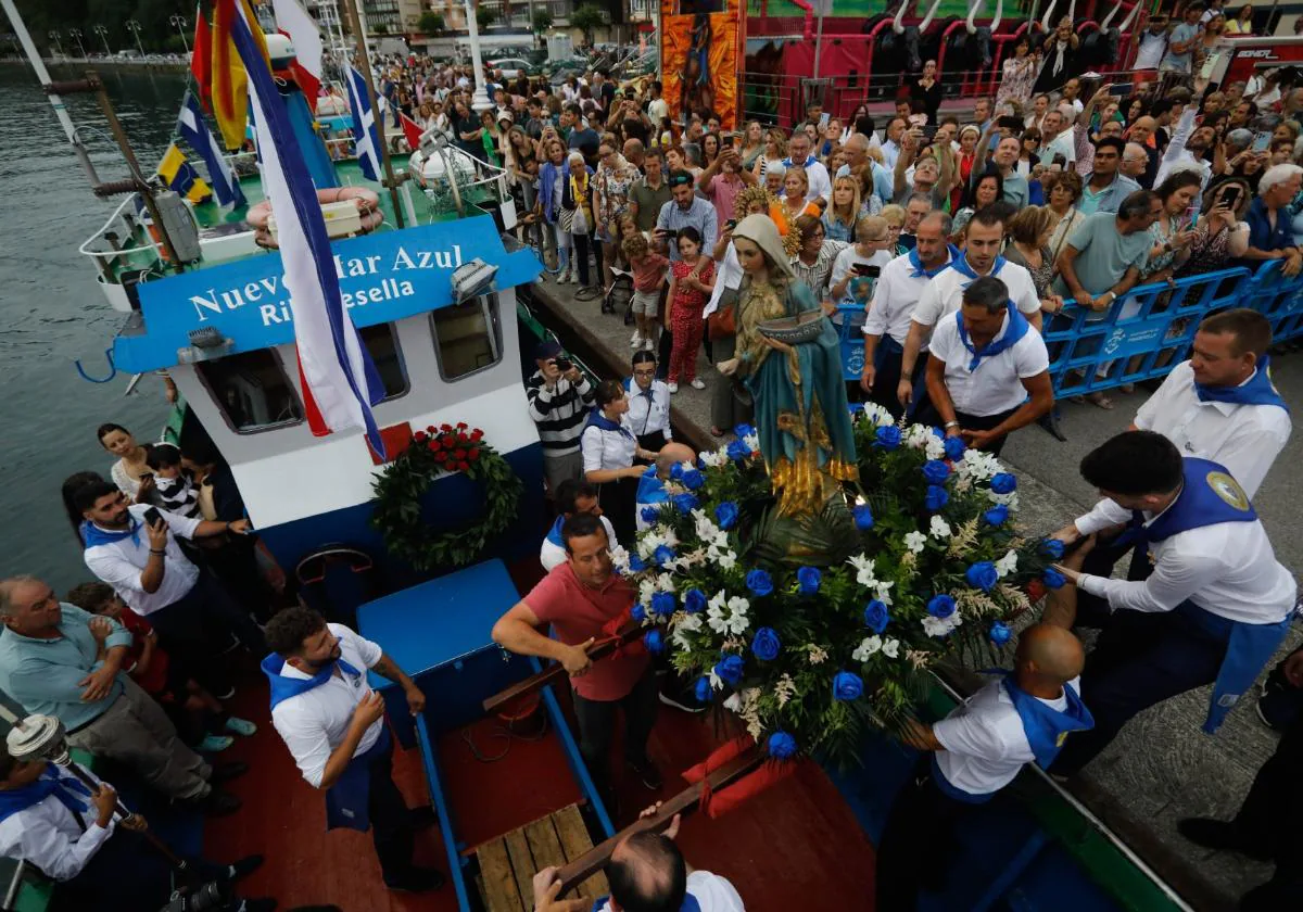 A la Virgen de Guía le pedimos que estemos todos aquí el año que viene» |  El Comercio: Diario de Asturias