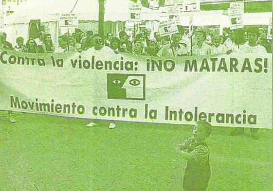 La concentración, en la plaza del Instituto.