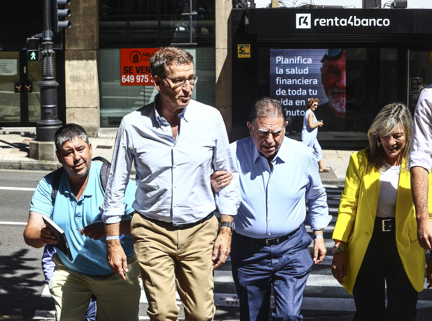 Así fue el acto de campaña de Feijóo en Oviedo