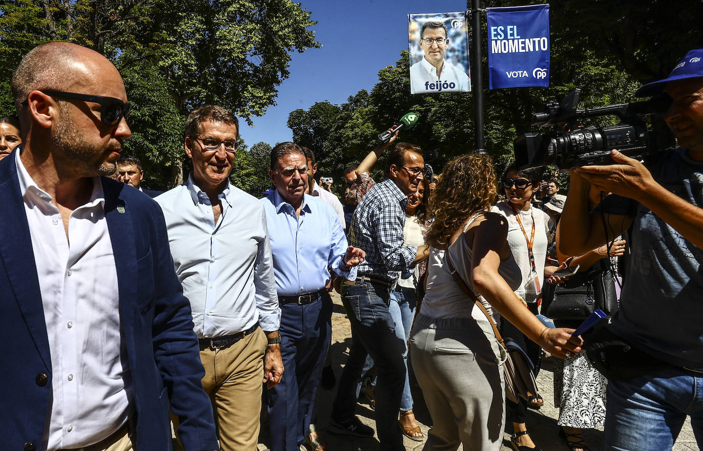 Así fue el acto de campaña de Feijóo en Oviedo