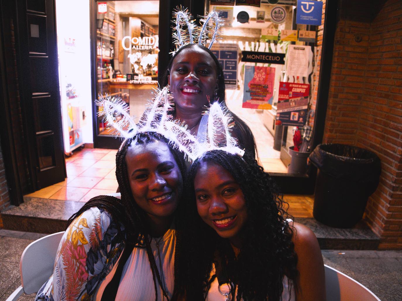 Desfile por las fiestas del Carmen y la Magdalena, al ritmo de charanga