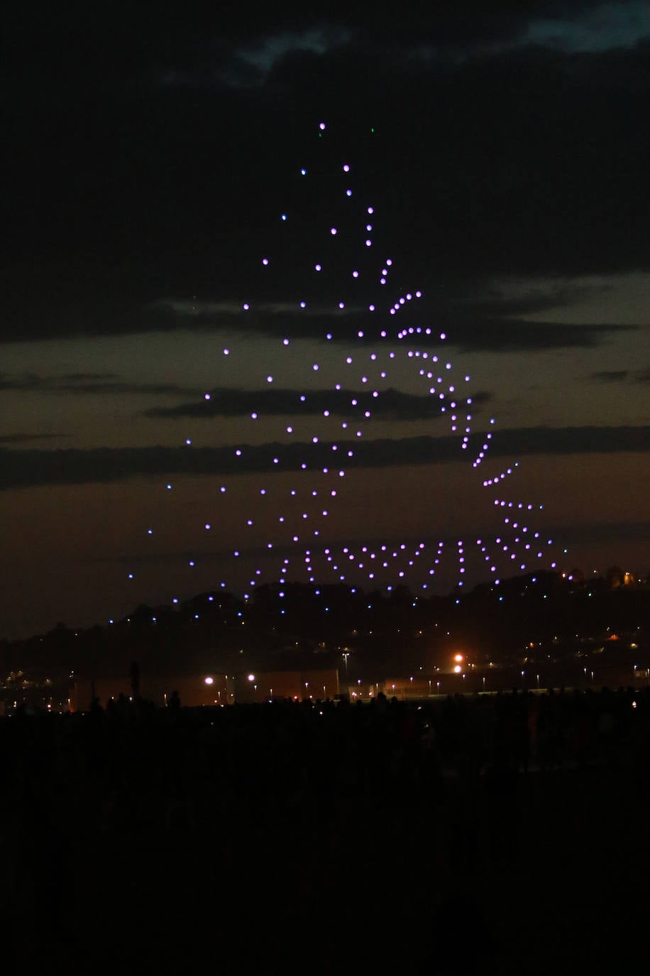 Las mejores imágenes del festival de los drones de Gijón