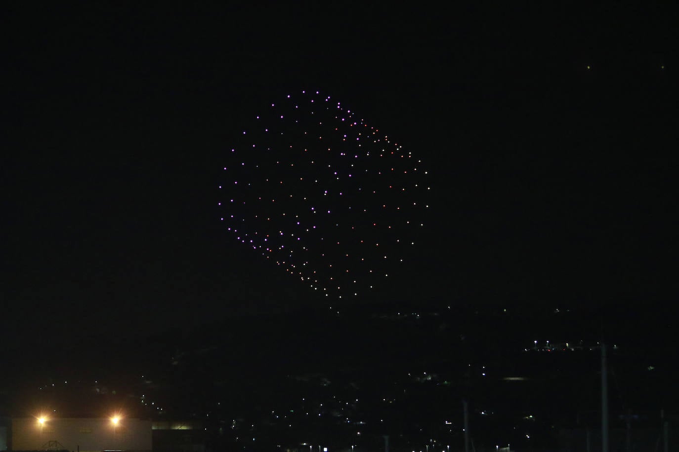 Las mejores imágenes del festival de los drones de Gijón