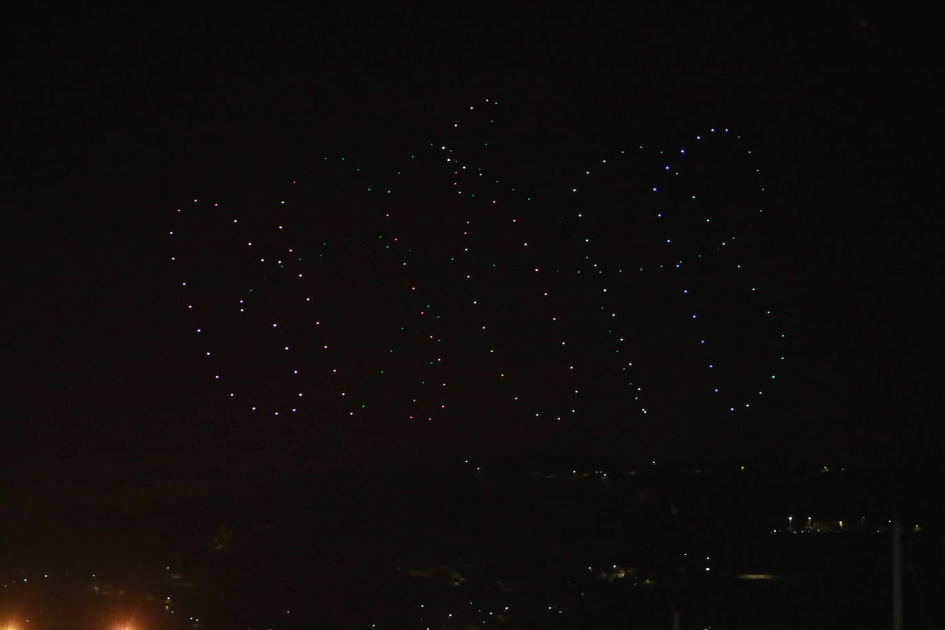 Las mejores imágenes del festival de los drones de Gijón