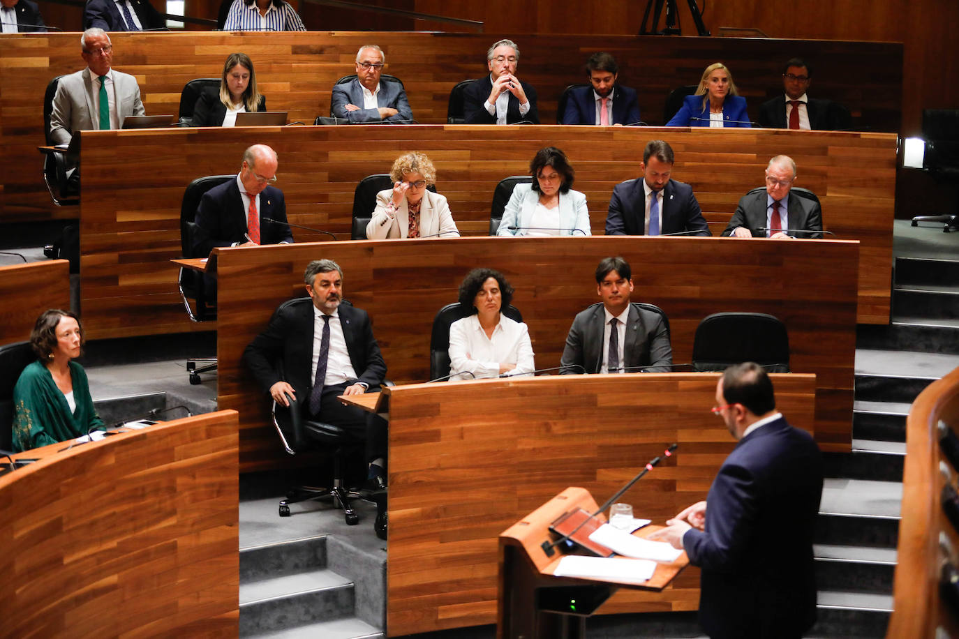 Barbón concreta su programa de gobierno