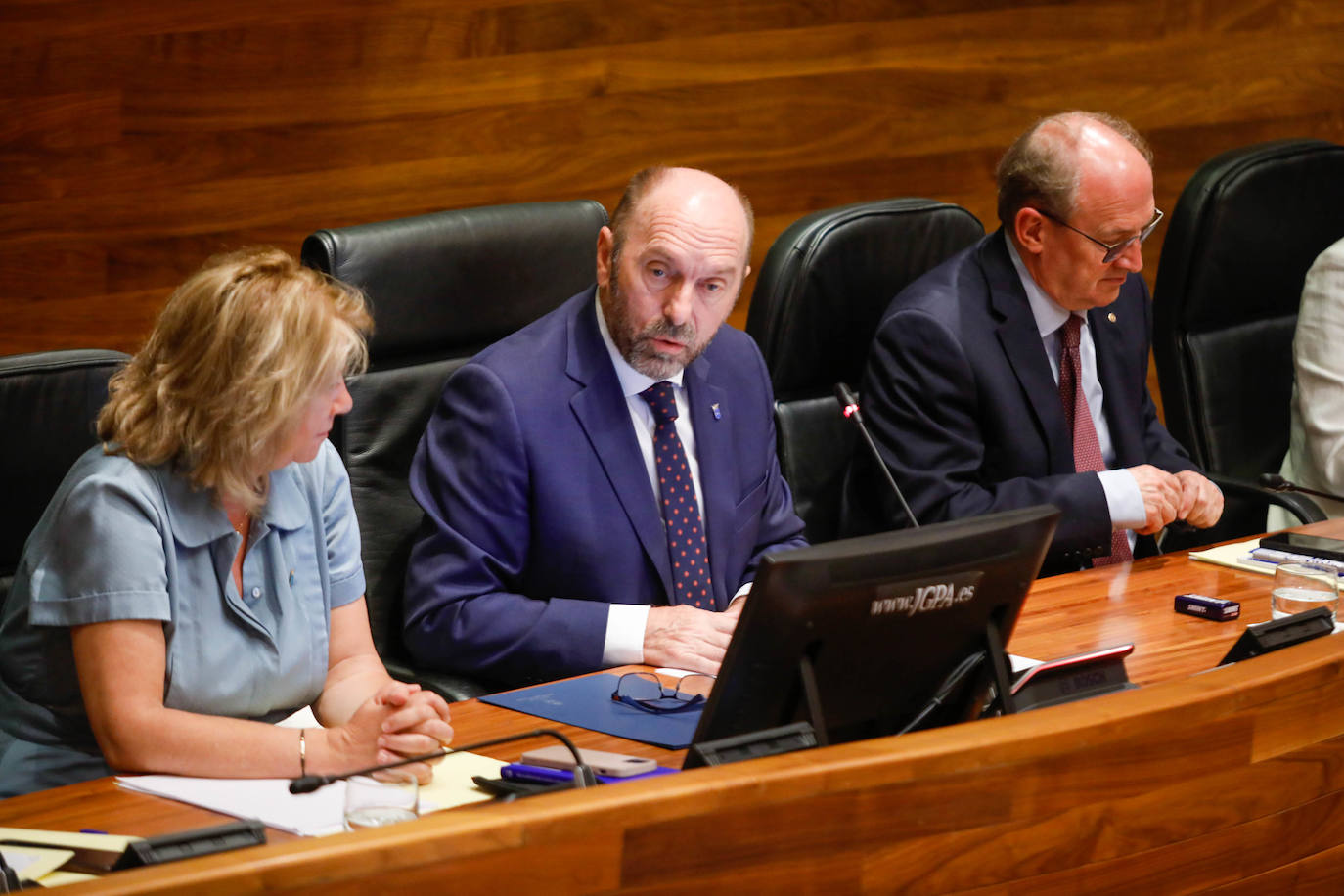 Barbón concreta su programa de gobierno