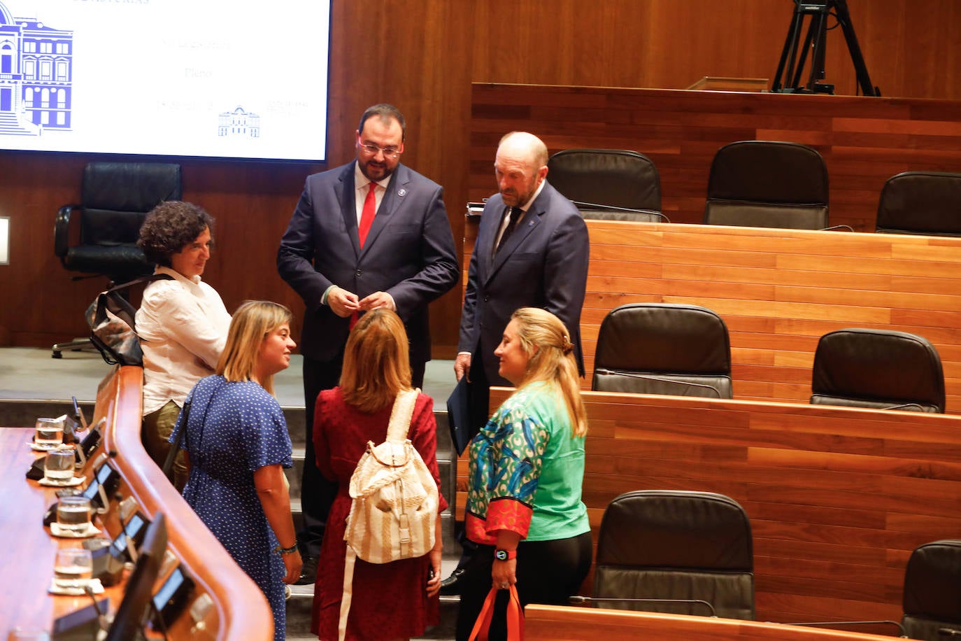 Barbón concreta su programa de gobierno