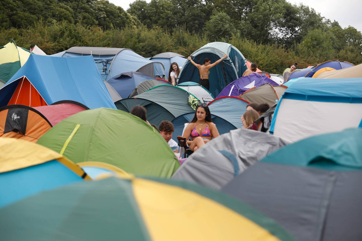 Así viven los &#039;campers&#039; el Boombastic, a la espera del inicio de los conciertos