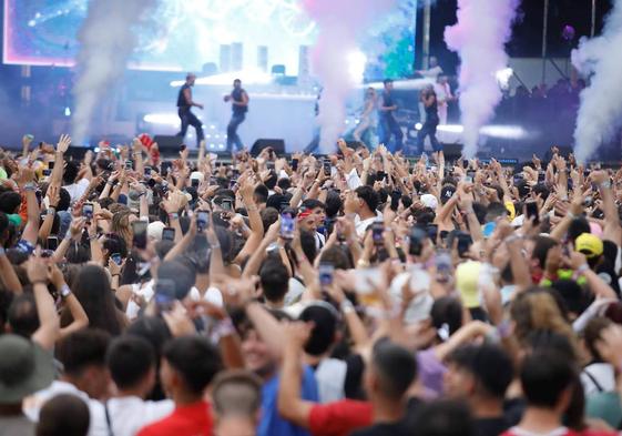 Gran ambiente en la primera jornada musical del Boombastic.