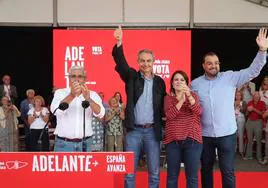 Zapatero, en un mitin del PSOE en Gijón