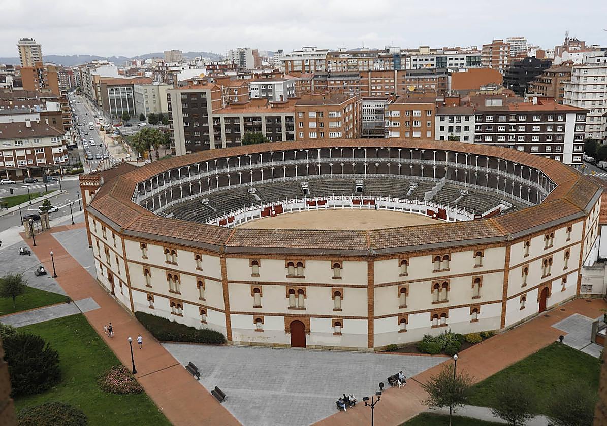 Plaza de toros de El Bibio.