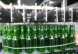 Botellas de sidra del modelo 'molde de hierro'.