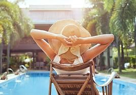 ¿Puedo irme de vacaciones si estoy cobrando el paro?