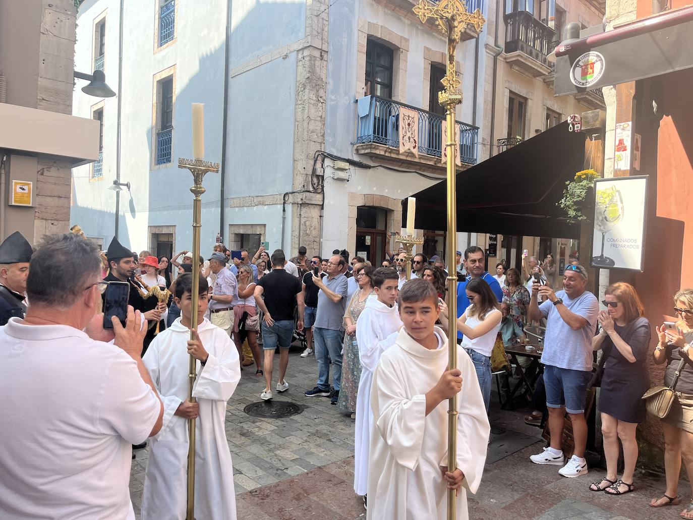 Llanes vibra en el día grande la Magdalena
