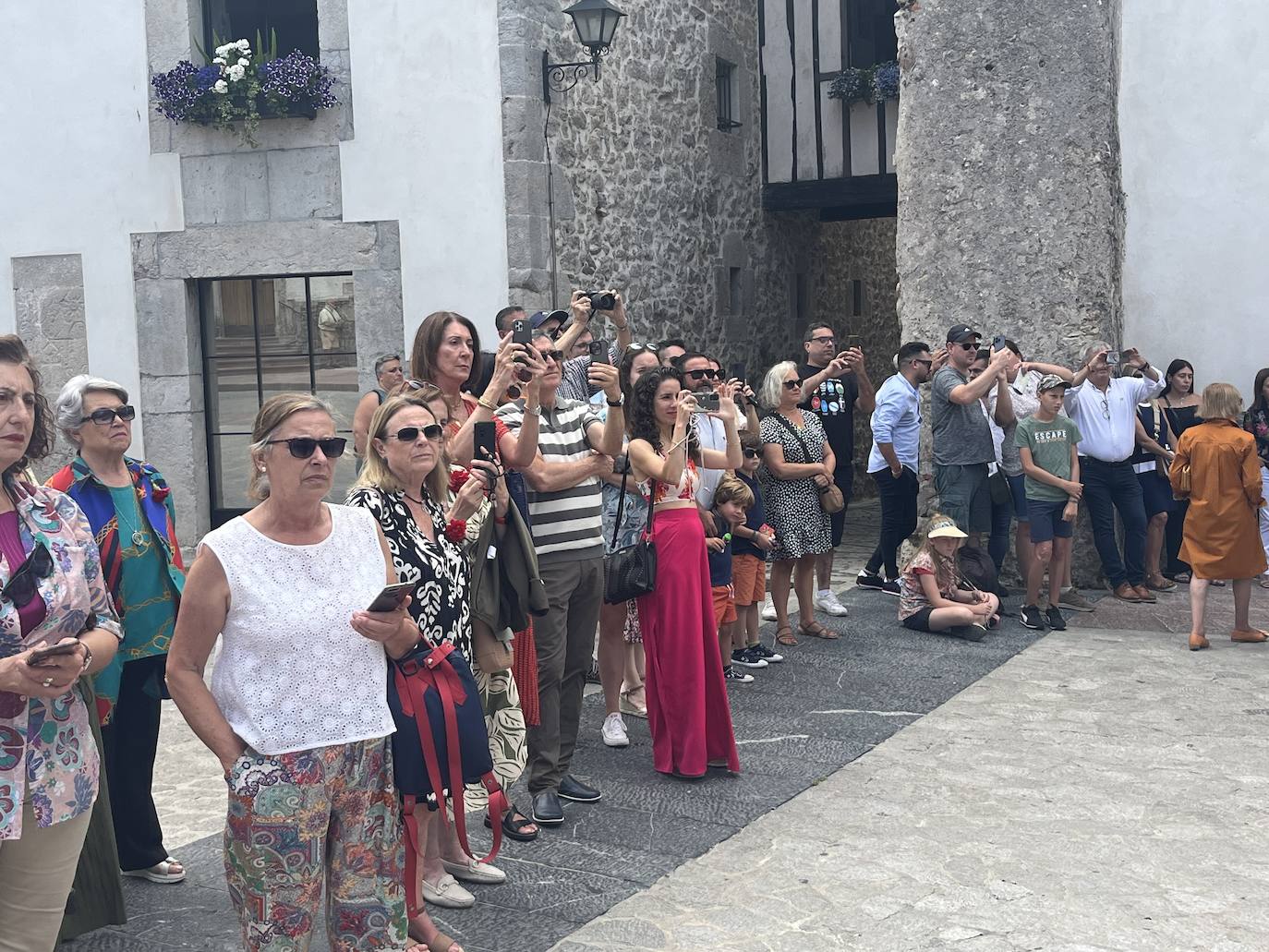 Llanes vibra en el día grande la Magdalena