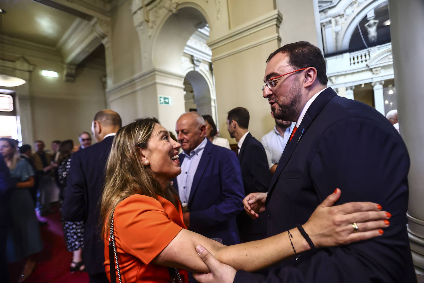 La toma de posesión de Barbón, en imágenes