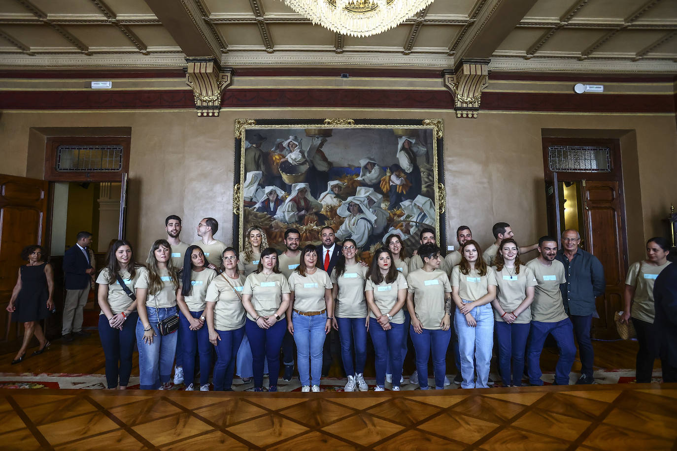 La toma de posesión de Barbón, en imágenes