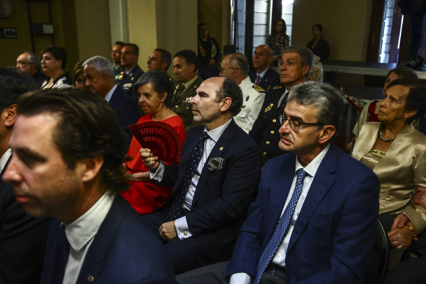 La toma de posesión de Barbón, en imágenes