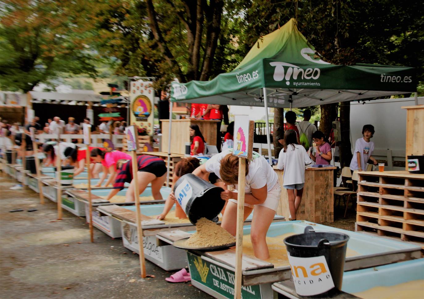 Navelgas brilla como el oro