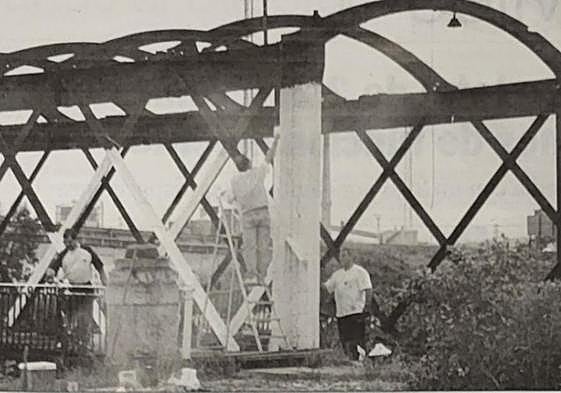 Una capa de pintura sirvió para adecentar la imagen de la estructura metálica.