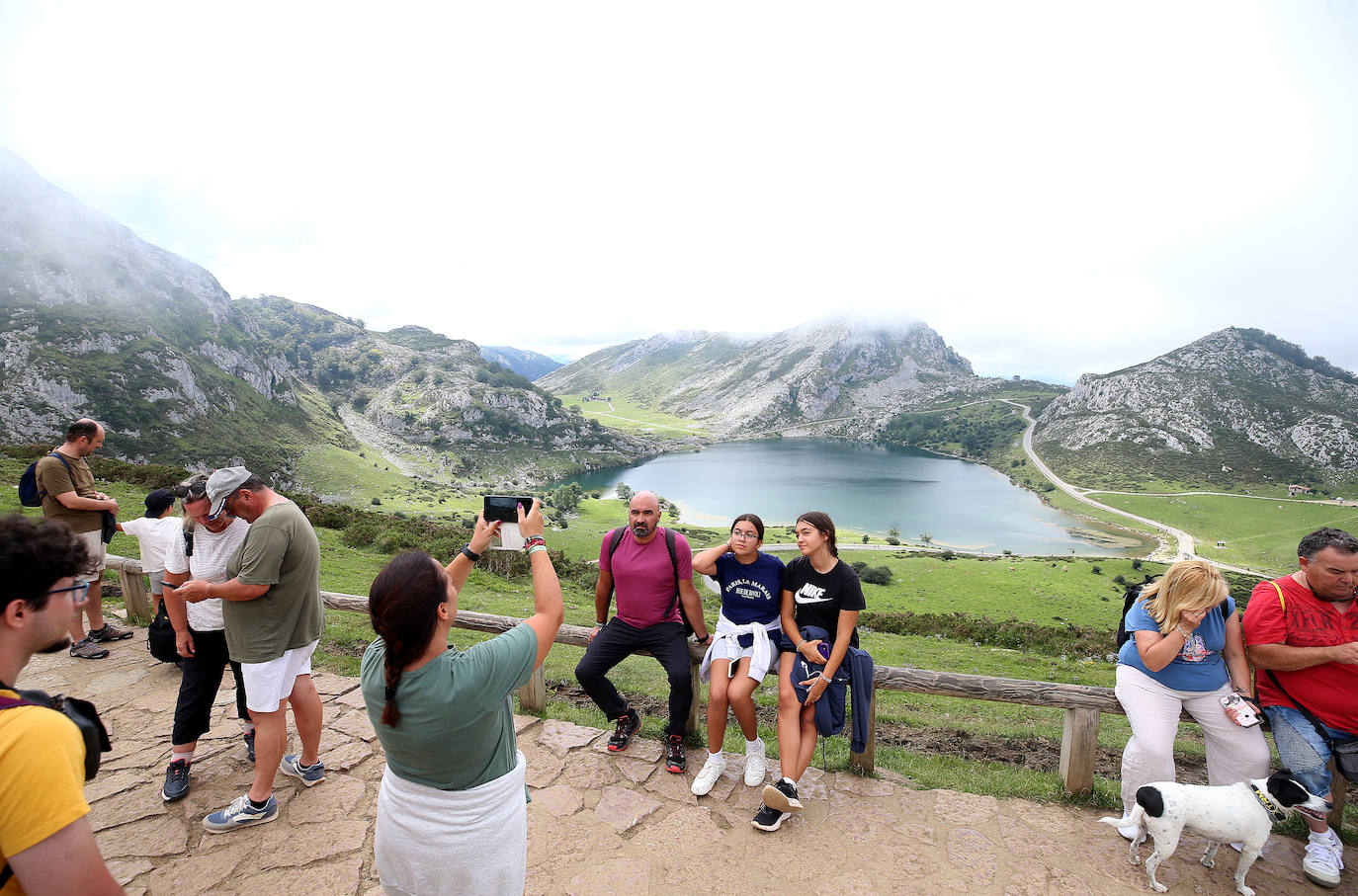 Los turistas vuelven a los Lagos de Covadonga