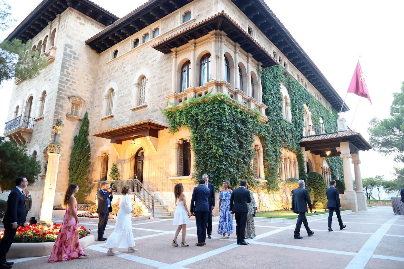 Los Reyes celebran en Marivent medio siglo de veraneo mallorquín