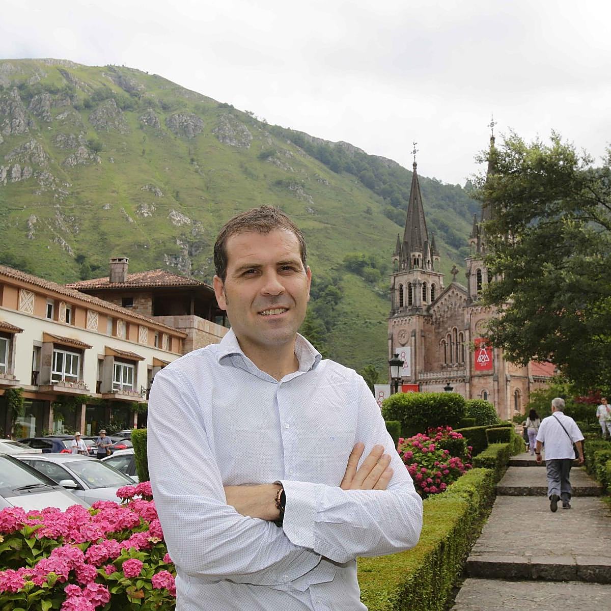 Los dueños de autocaravanas, divididos ante la prohibición de entrar en los Lagos