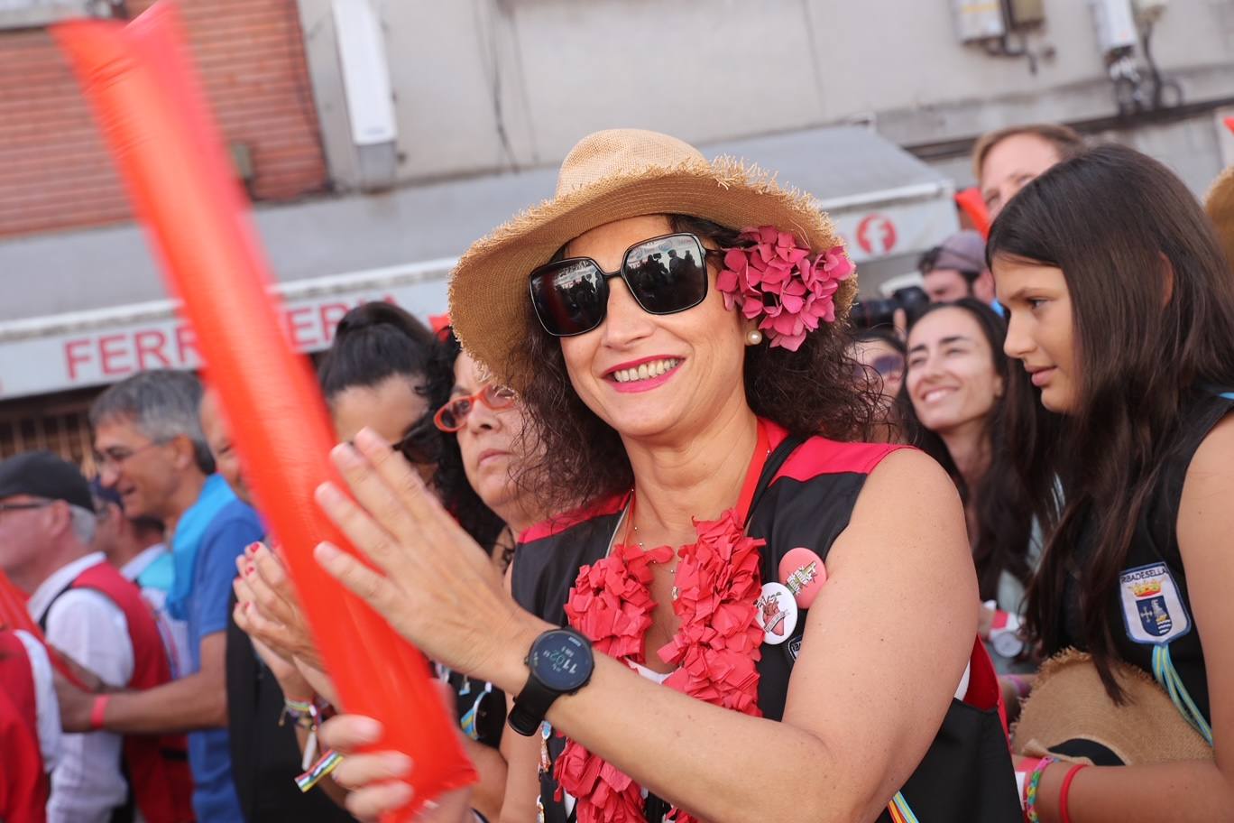 La folixa rebosa por las calles de Arriondas